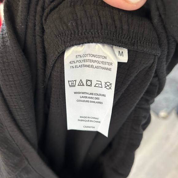 BNWOT CUDDL DUDS V-neck Wide leg jumpsuit - Picture 11 of 11